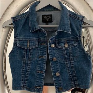 Cropped denim vest medium wash